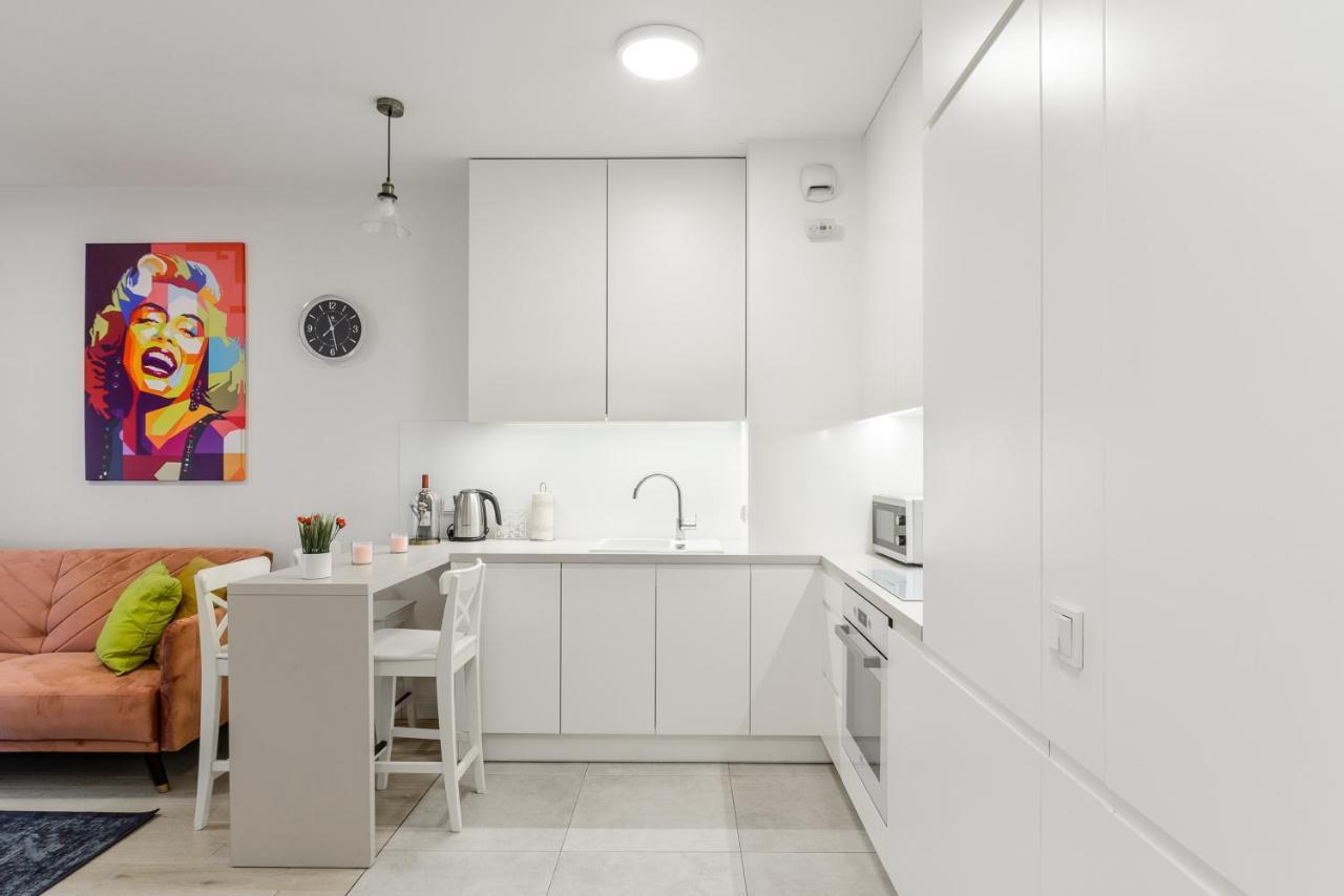 Lumina Luxury Apartments In Mennica Residence Varšava Exteriér fotografie