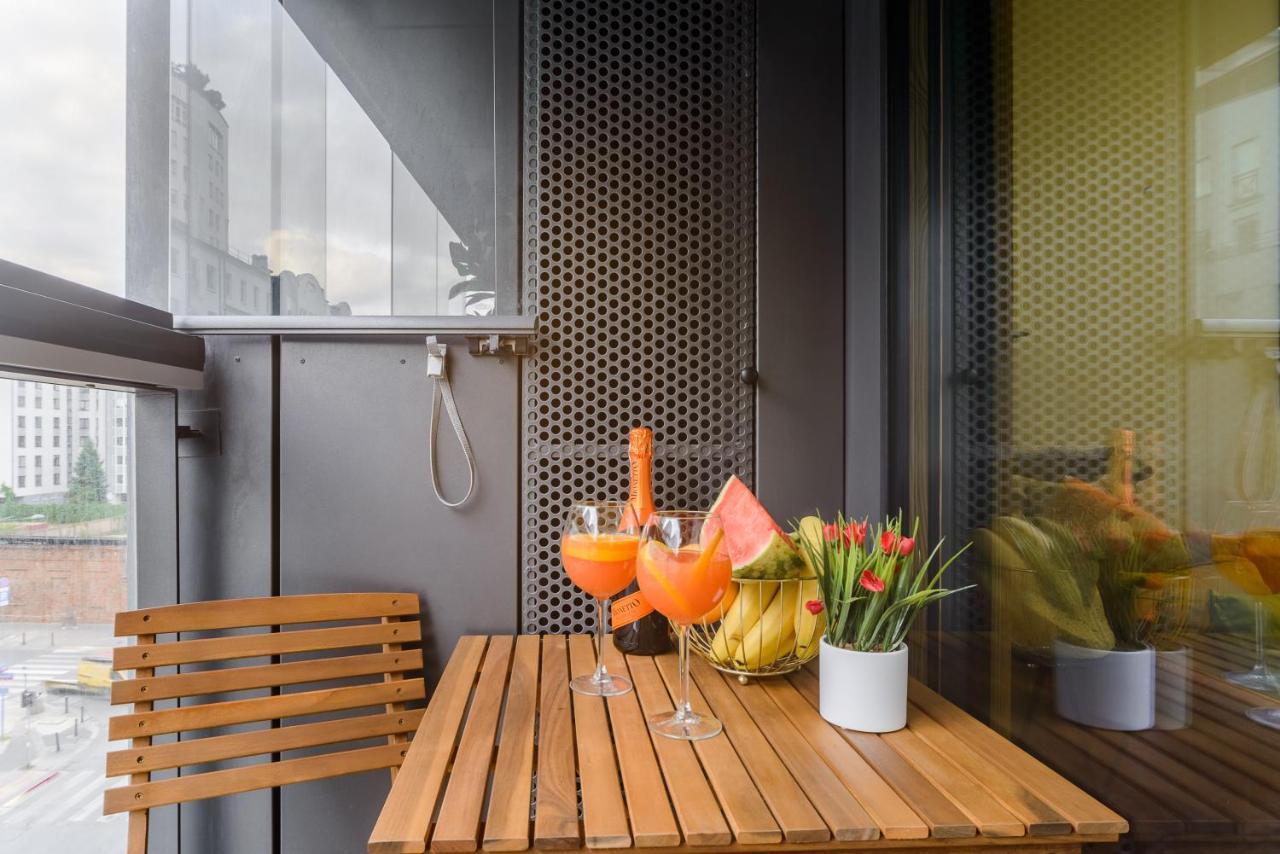 Lumina Luxury Apartments In Mennica Residence Varšava Exteriér fotografie