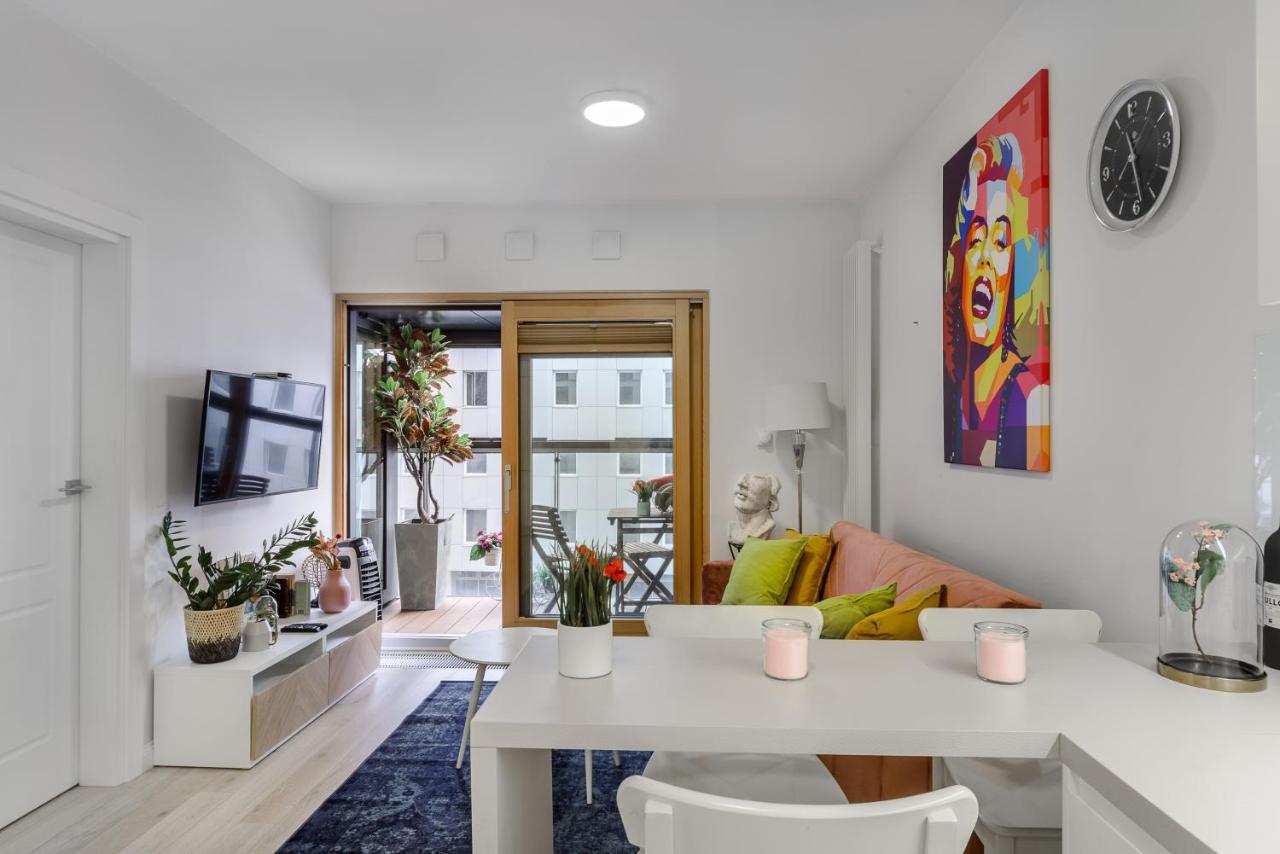 Lumina Luxury Apartments In Mennica Residence Varšava Exteriér fotografie